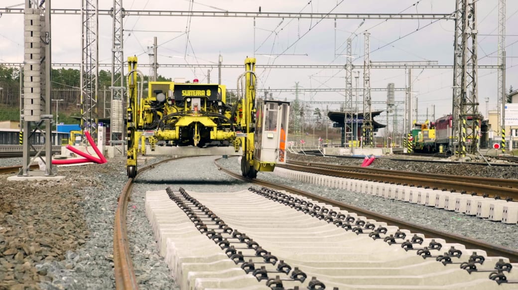 Modernisierung der Eisenbahnstrecke Velim–Poříčany