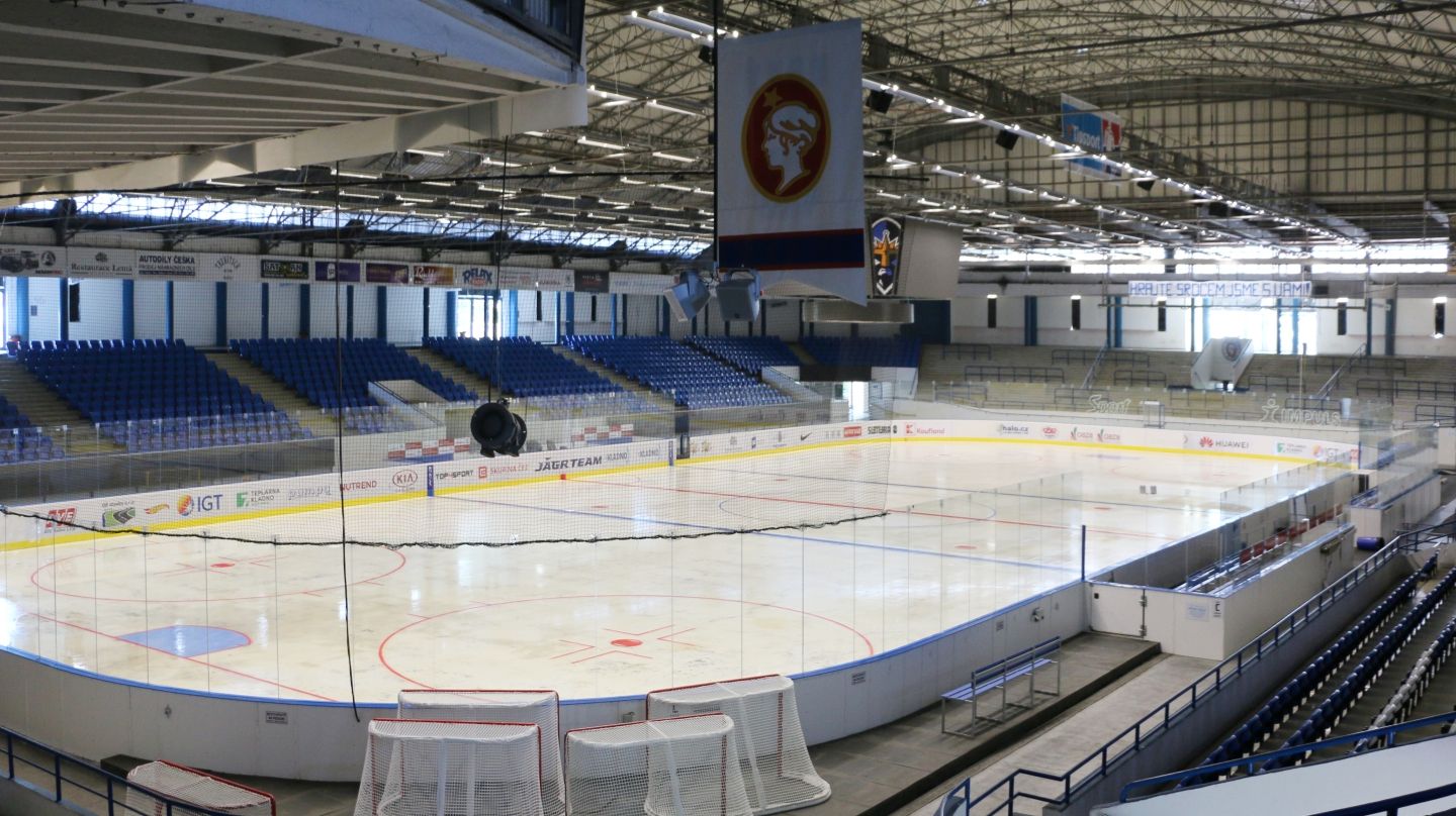 Rekonstrukce střechy zimního stadionu v Kladně