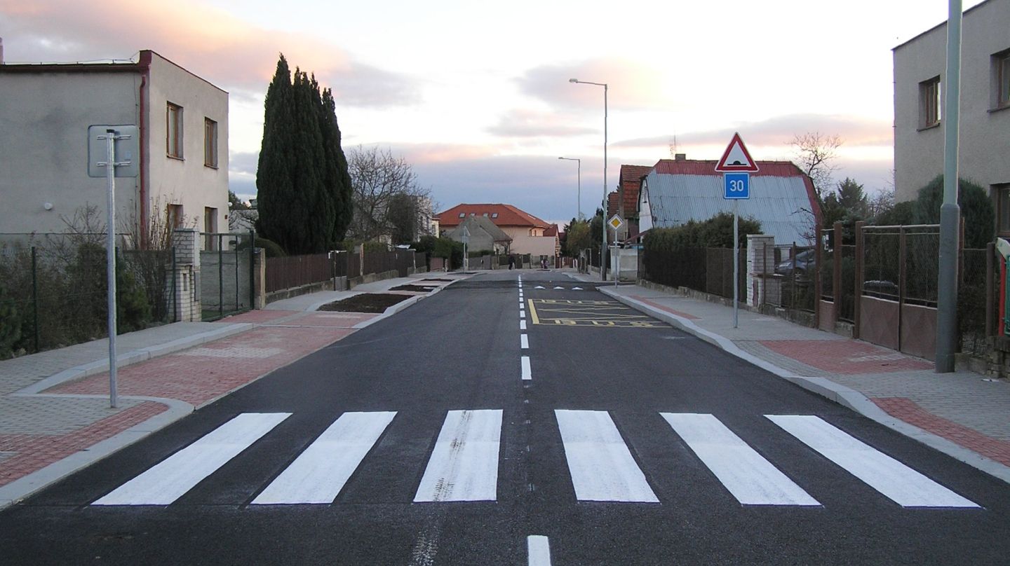 Rekonstrukce ulic v Praze-Slivenci