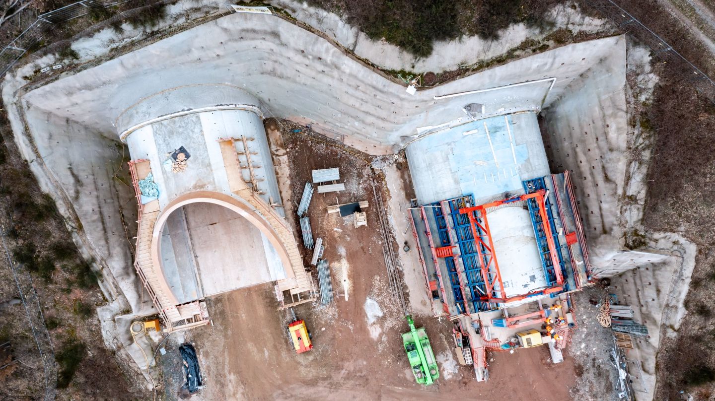 Dokončené betonáže horní klenby tunelu Spitzenberg