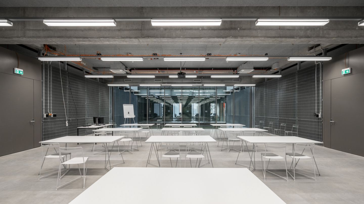 Technical Equipment for the New Building of UMPRUM