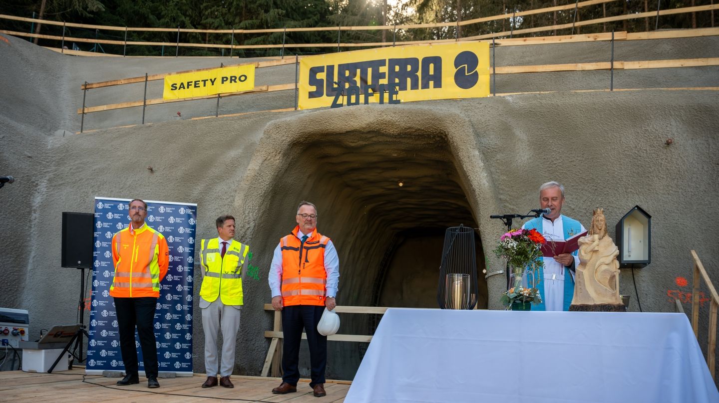 Průzkumná štola Žofie pro dálniční tunel Prostřední Vrch