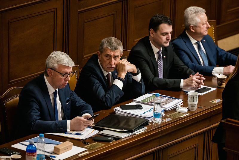 Méně peněz na pomoc lidem v nouzi, ochranu přírody i kulturu. Neziskové organizace varují před dopady škrtů ve státním rozpočtu