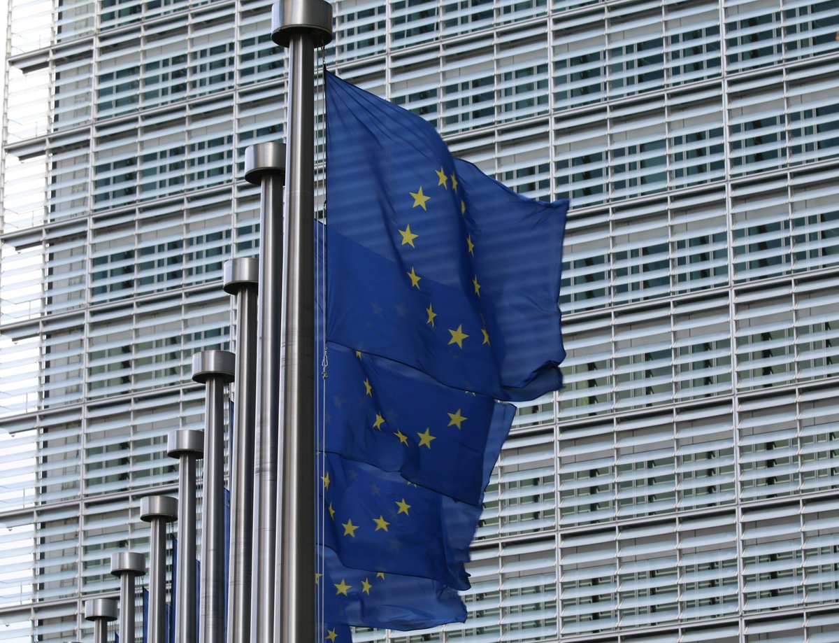 Zapojte se do přípravy Zprávy o právním státu 2025. Neziskové organizace mohou vyplnit dotazník do 24. ledna