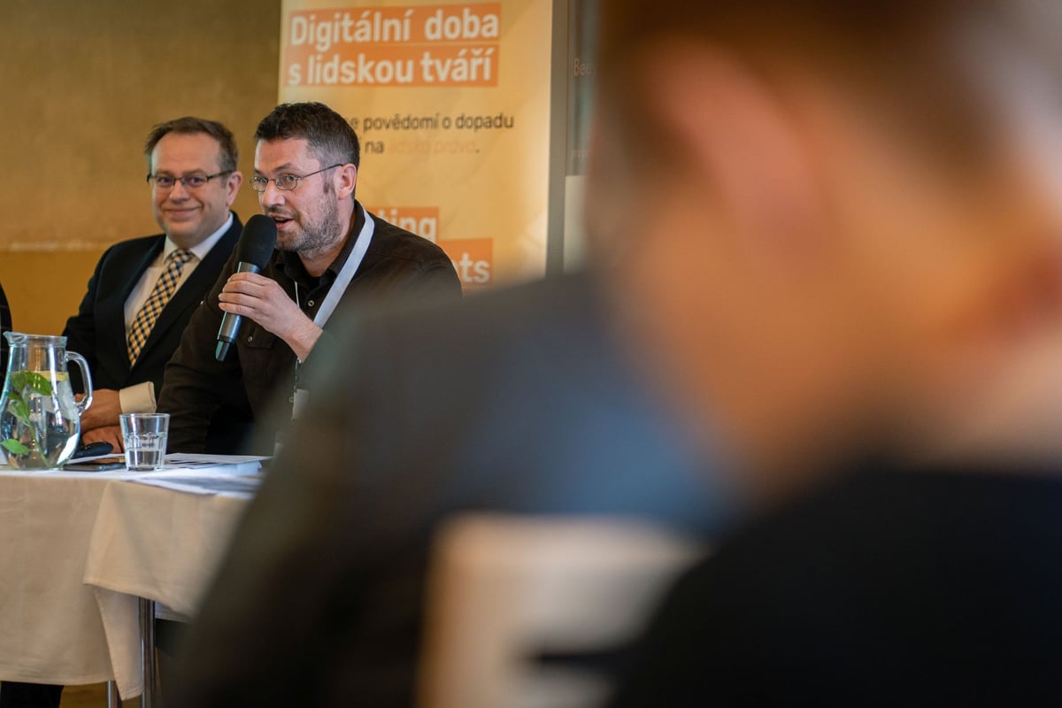 Přijďte 1. prosince na sympozium Digitální doba s lidskou tváří