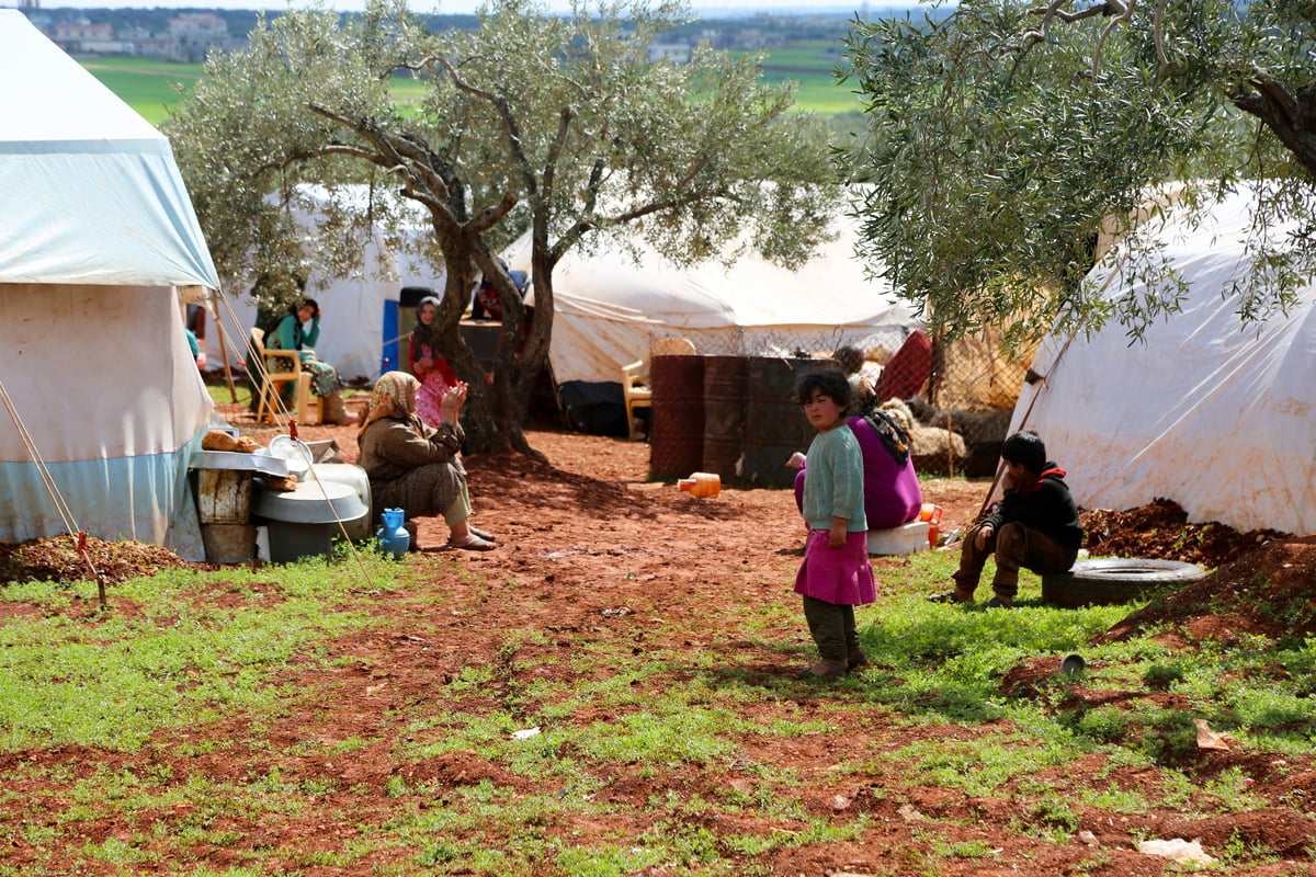 „Chraňte humanitární pracovníky,“ apelují organizace působící v ozbrojených konfliktech a krizích