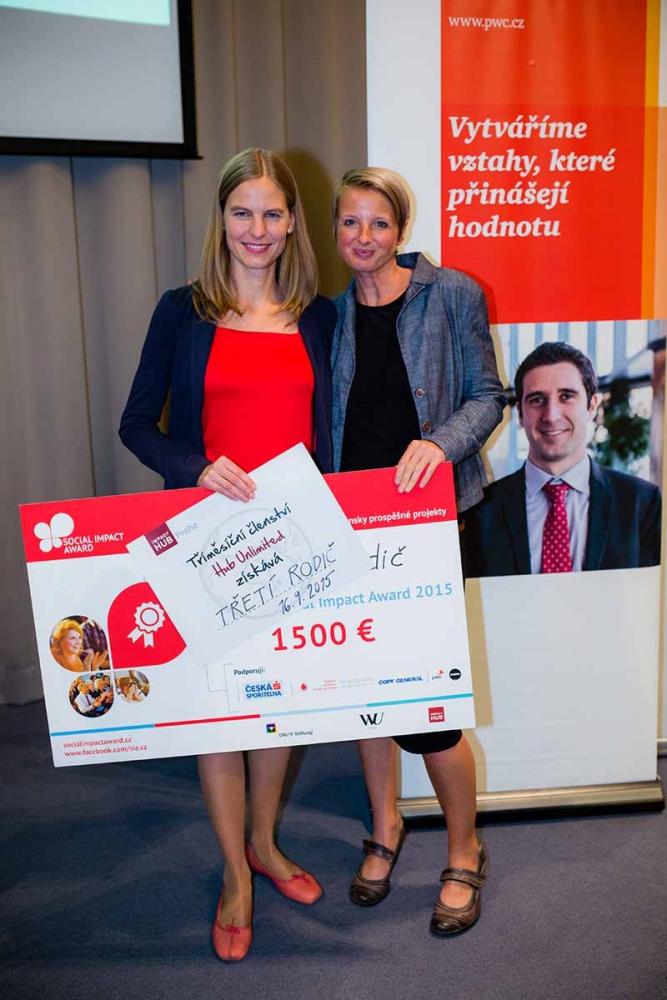 Letošním vítězem soutěže Social Impact Award se stal projekt Třetí rodič. Foto: PwC