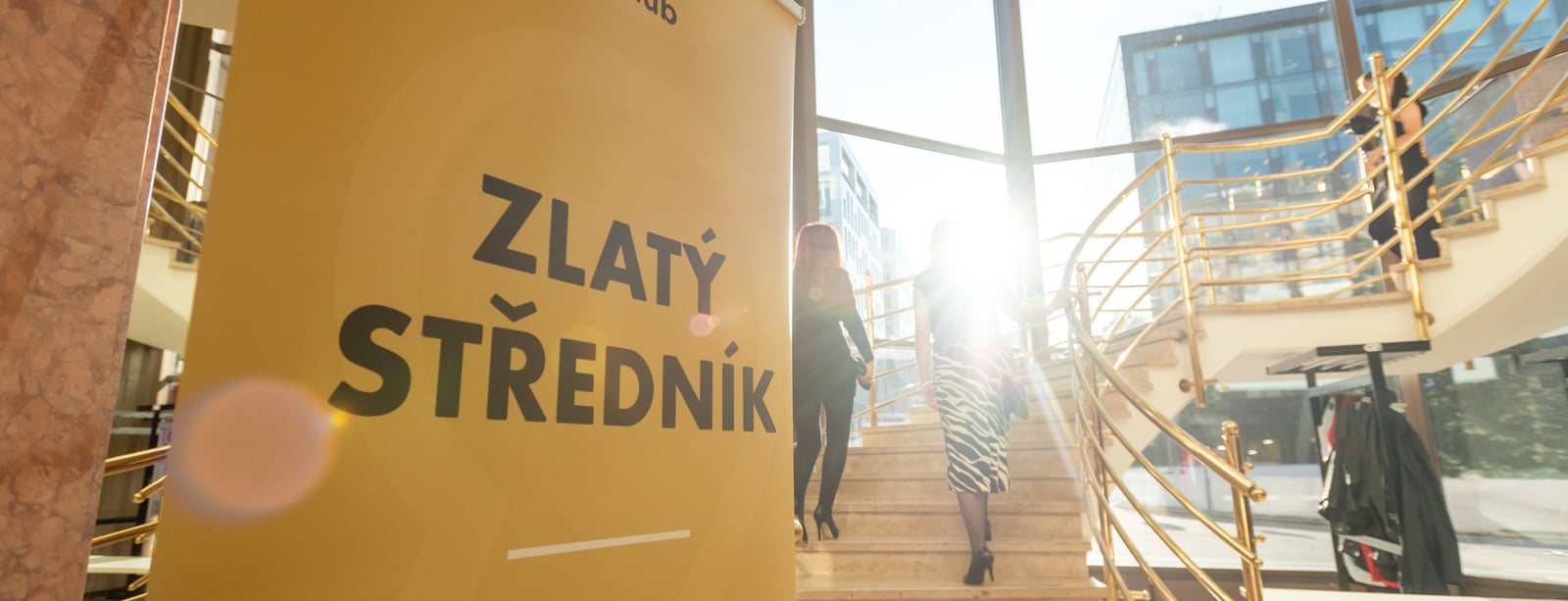 Přihlaste svoji neziskovku do soutěže Zlatý středník. Uzávěrka je 14. dubna