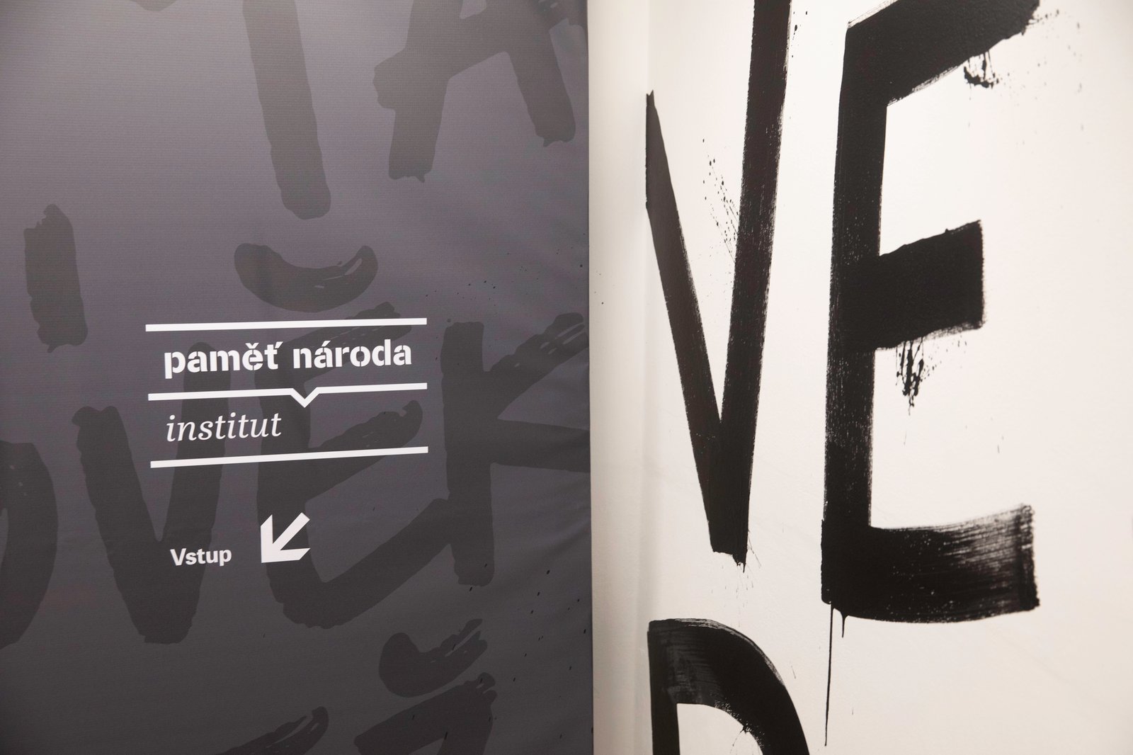 V Pardubicích otevřel první Institut Paměti národa. Výstava moderní formou připomíná dějiny 20. století