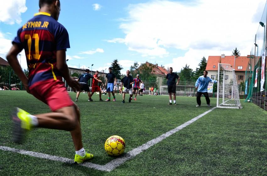 Rozhodčí při hře nahrazují mediátoři, kteří pouze usměrňují diskuzi týmů, které mají dojít ke společným rozhodnutím. Foto: Zdeněk Cagaš