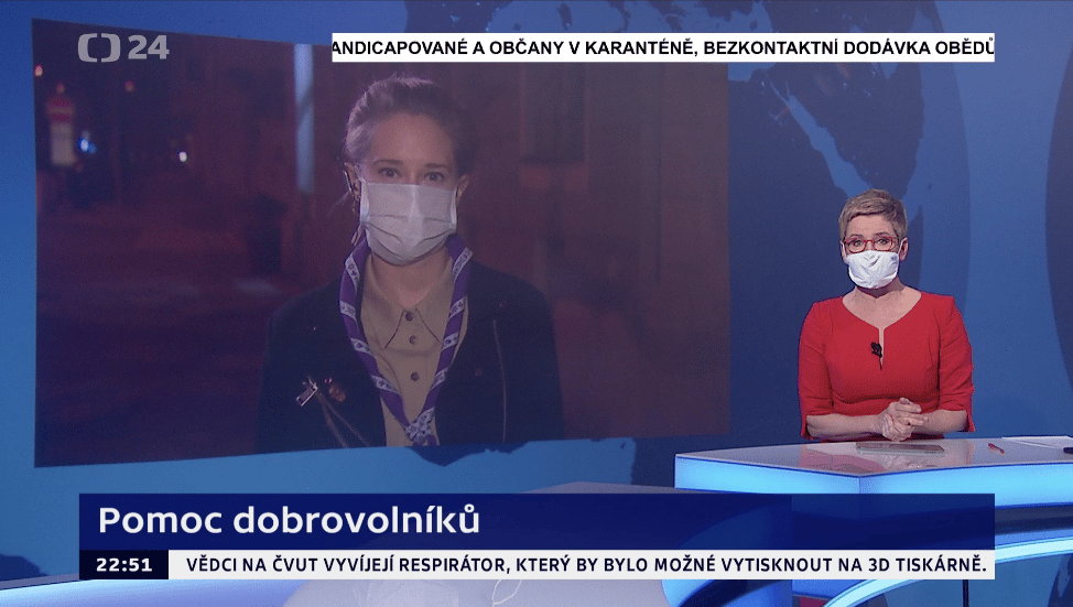 Dobrovolníci po celé republice se nabízejí s pomocí ohroženým skupinám obyvatel. Skauti jsou mezi nimi. Foto: ČT24